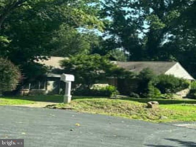 908 Heathdale Ln, Media