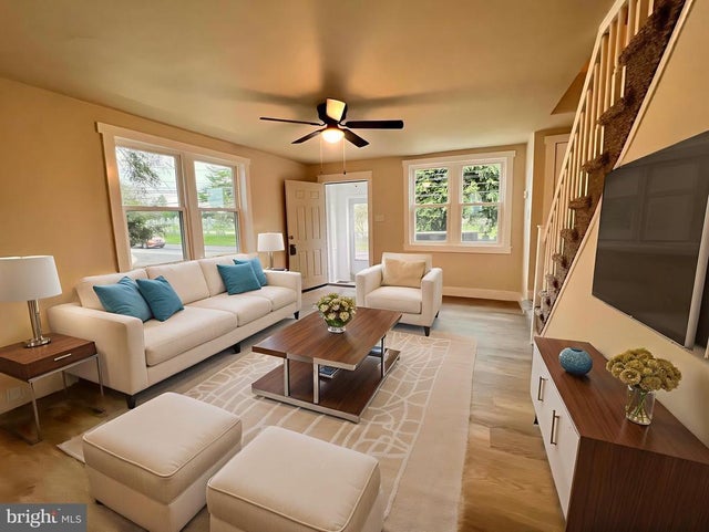 1254 Wycombe Ave, Darby