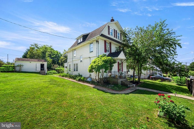 4400 School Ln, Drexel Hill