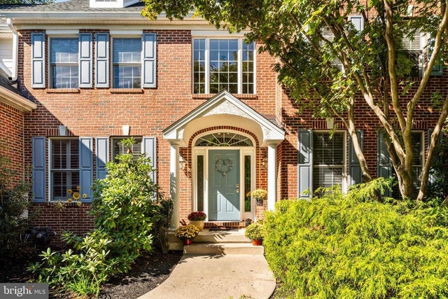 12 Cherry Farm Ln, West Chester