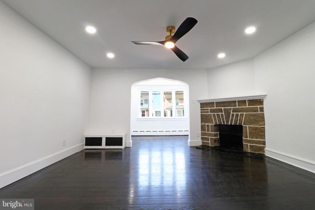 939 Serrill Ave, LANSDOWNE