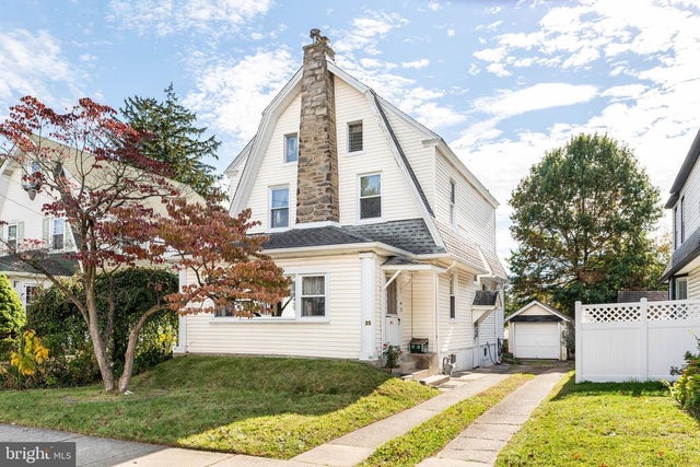 25 Oak Ln, Havertown