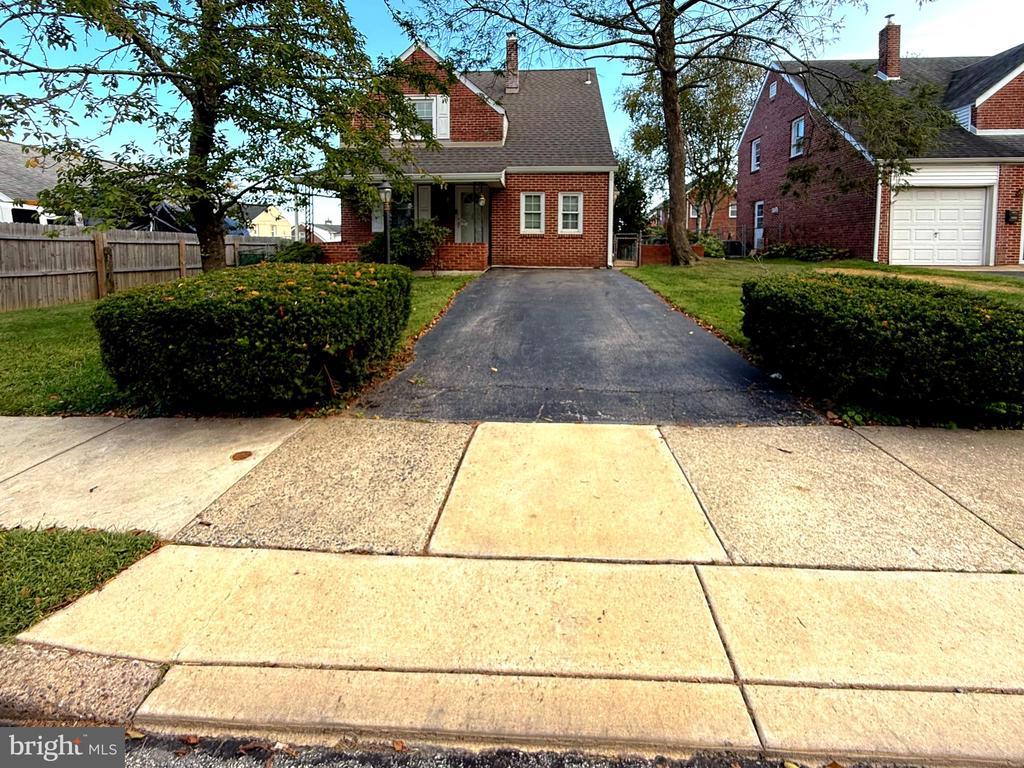 1106 Belmont Ave, SECANE