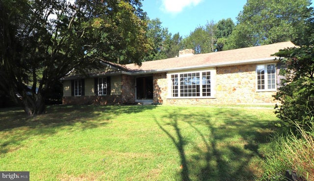 2734 Old Cedar Grove Rd, Broomall