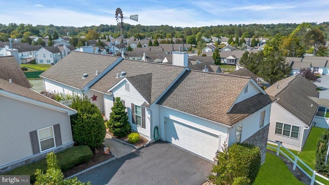 209 N Silver Fox Dr, Glen Mills