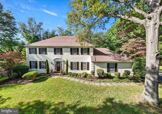 6 Duncan Ln, Bryn Mawr