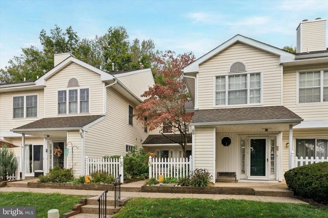 90 Bayberry Ct #90, Glen Mills