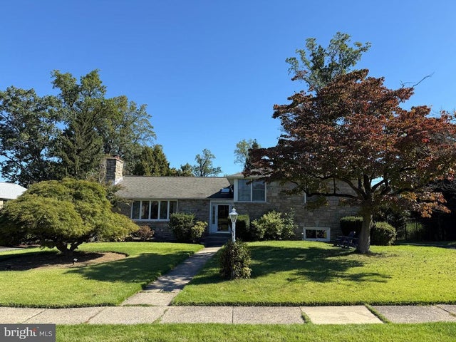 213 N Ormond Ave, Havertown