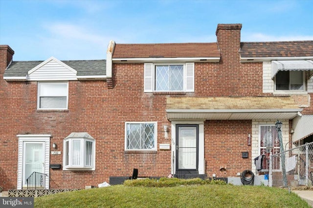 730 Taylor Dr, Folcroft