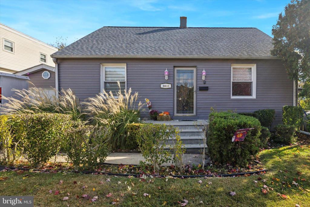 4410 School Ln, DREXEL HILL