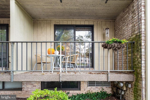 340-a Saybrook Ln, Wallingford