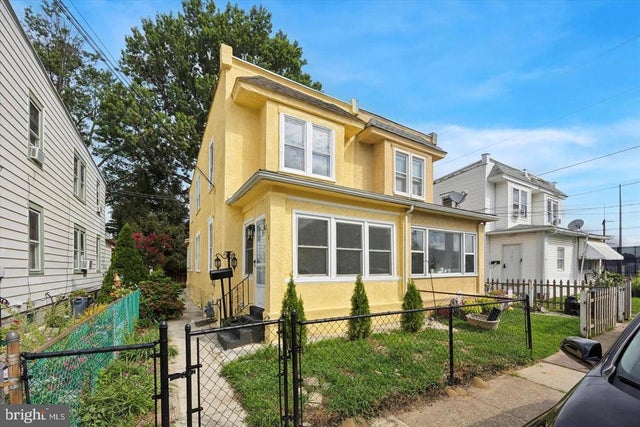 210 Harvey Ave, Marcus Hook