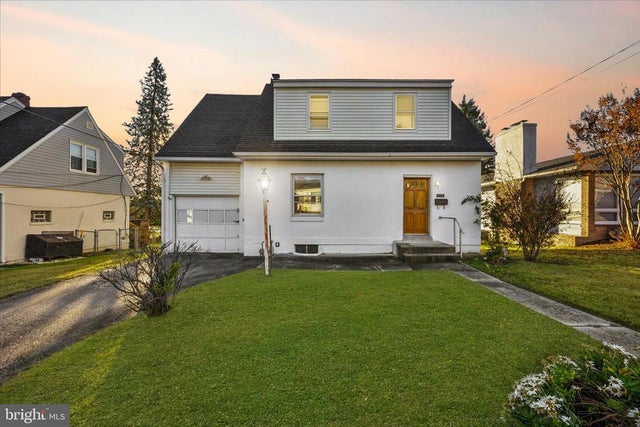 1102 Primos Ave, Secane