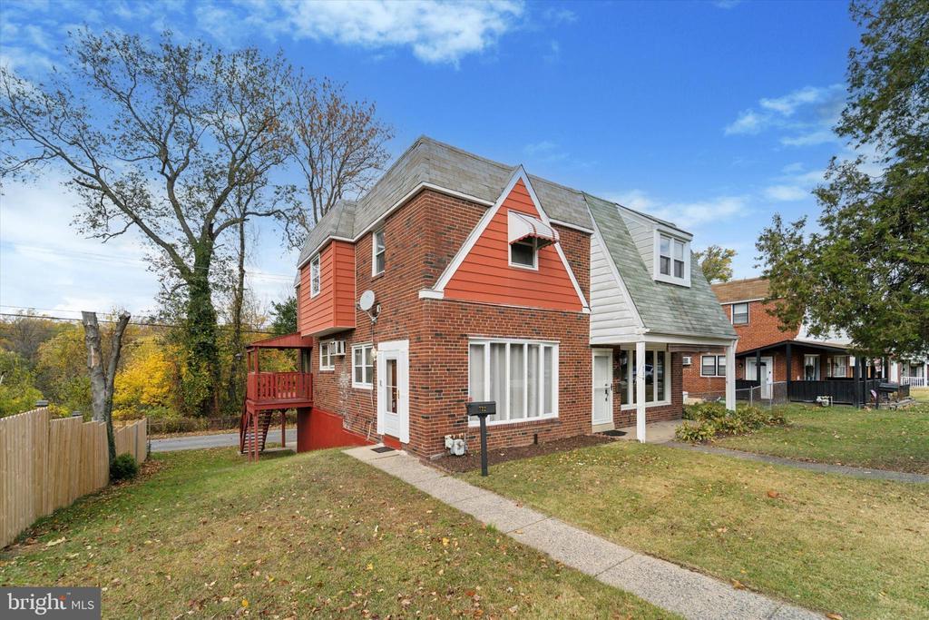 732 E 25th St, CHESTER