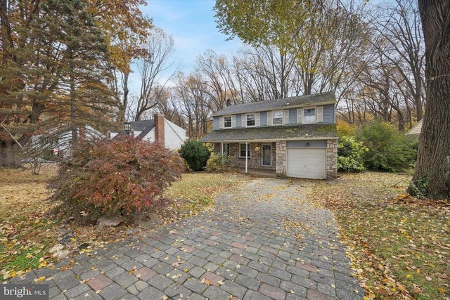 623 Old School House Drive, Springfield