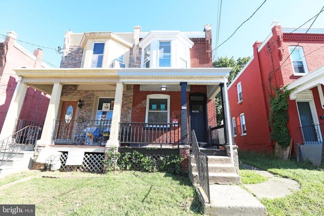 305 E 20th St, Chester