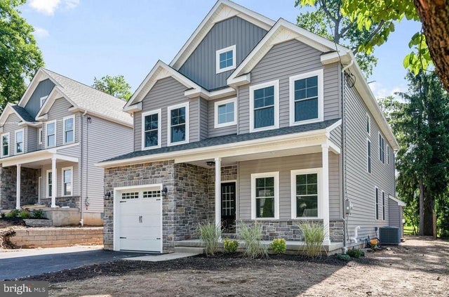 Lot1 Cynwyd, Broomall
