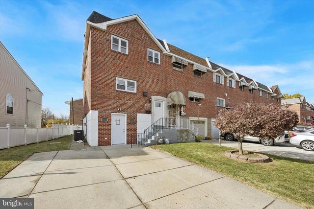 1310 Tribbett Ave, Sharon Hill