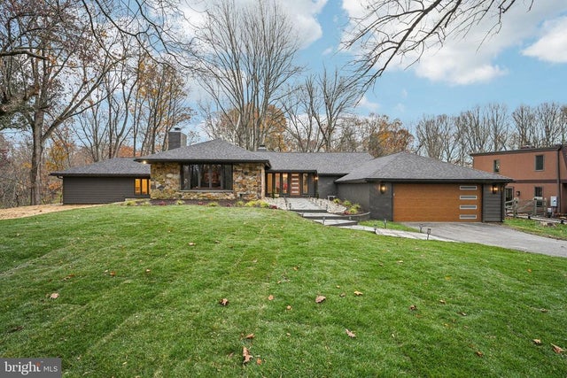 38 Ringfield Rd, Chadds Ford