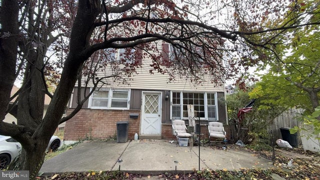 105 Garfield Ave, Norwood