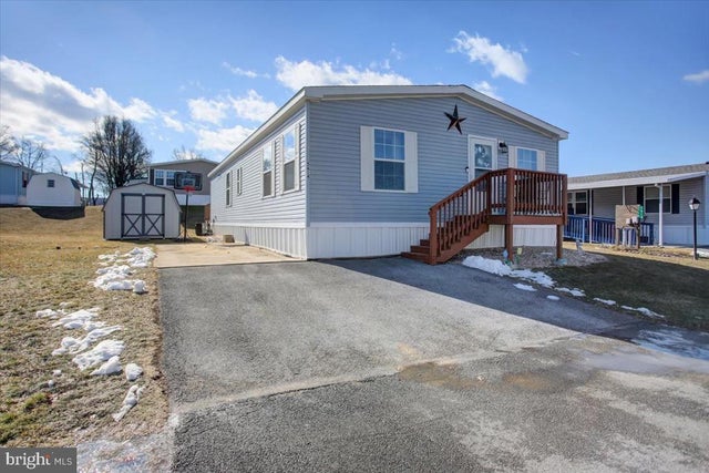 5614 Classic Court, Fayetteville