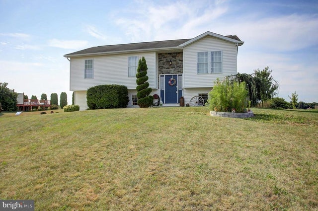 1282 Courtney Drive, Chambersburg