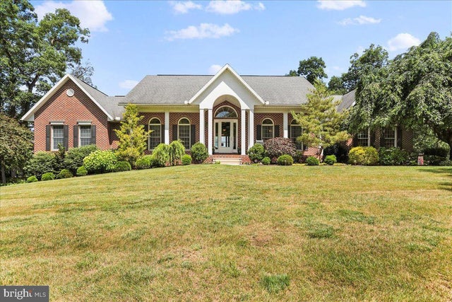 934 Samerica Dr, Chambersburg