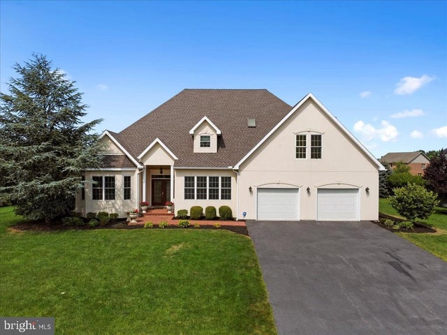 3271 Saint Andrews Dr, Chambersburg