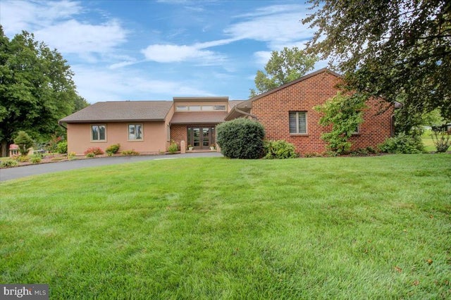 1577 Marilyn Court, Chambersburg