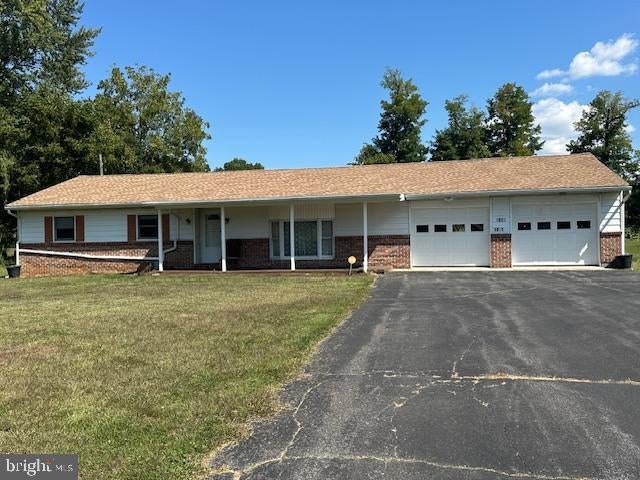 1921 Hartzok Road, Chambersburg