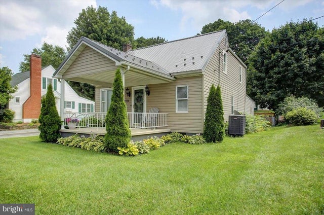 2376 New Franklin Rd, Chambersburg