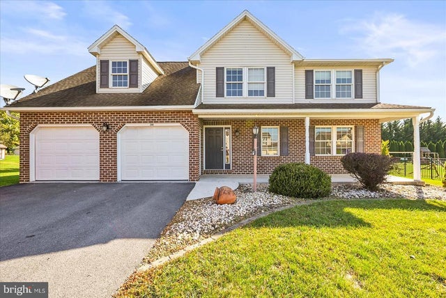 248 Kolpark Dr, Chambersburg