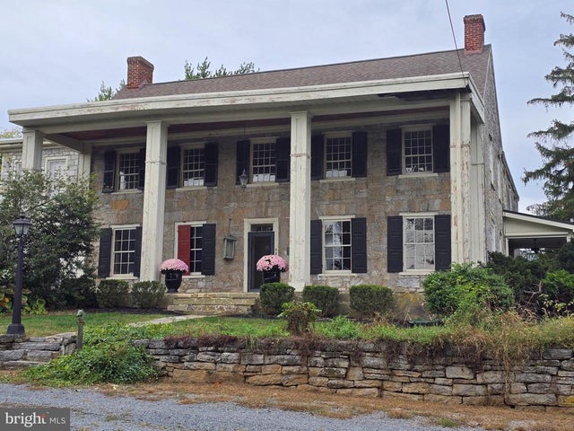 431 Leitersburg St, Greencastle