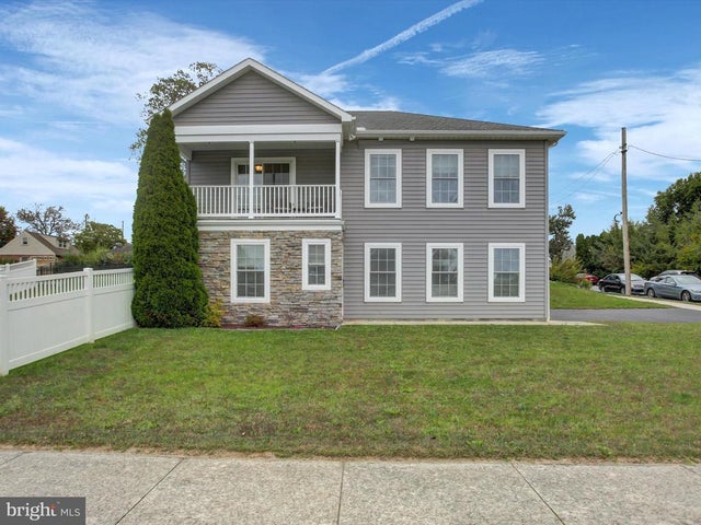 561 Bishop Ave, Chambersburg