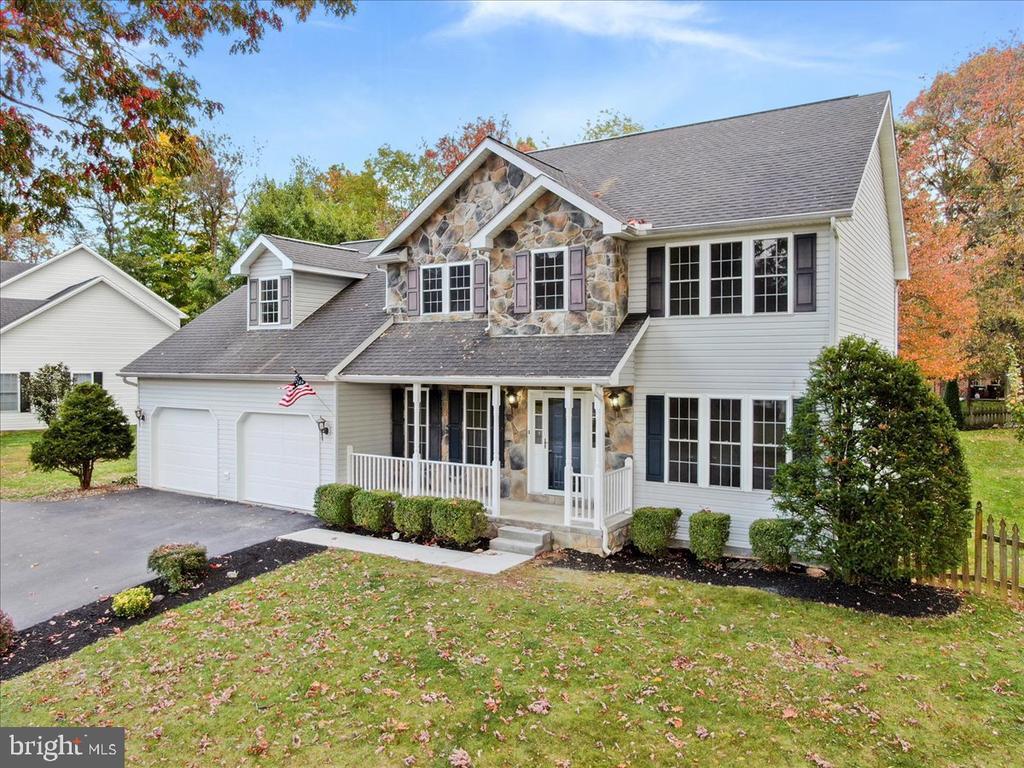 423 Bradley Ln, SHIPPENSBURG