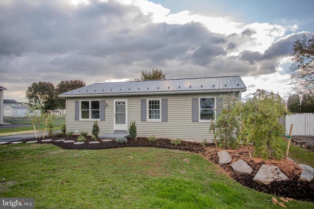 84 Sunset Avenue, Chambersburg