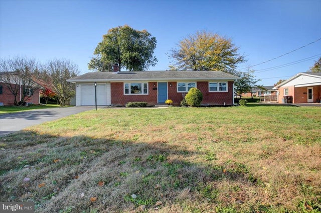 90 W Walter Ave., Greencastle