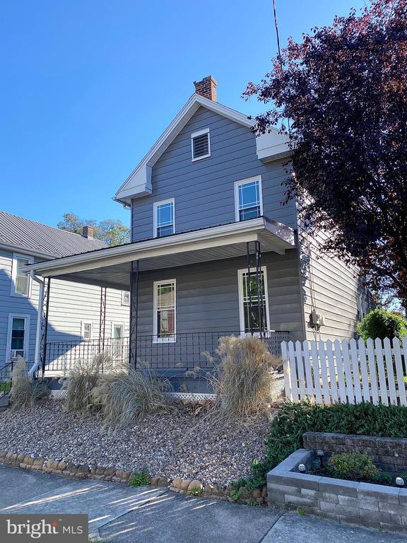 546 E King St, Chambersburg