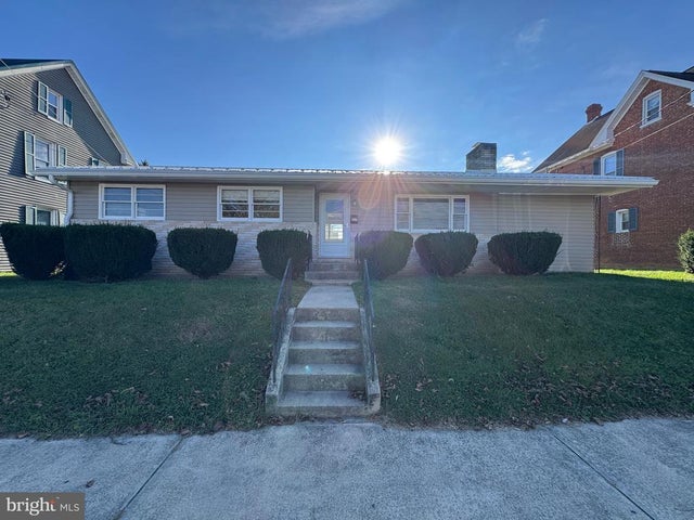 217 Fairview Avenue, Waynesboro