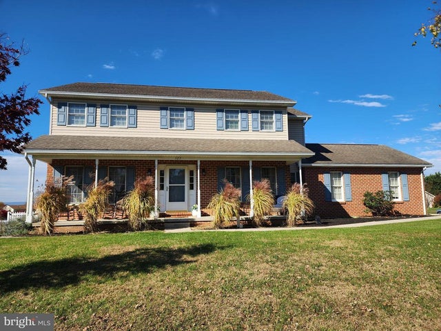 127 Stony Point Ave, Shippensburg