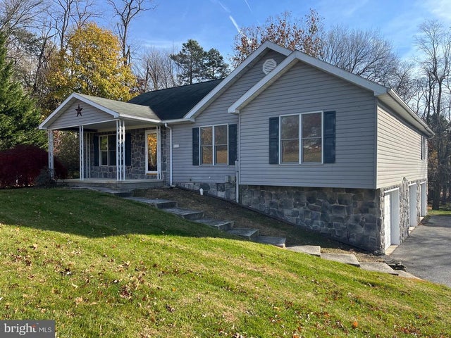 1032 Upland Drive, Fayetteville