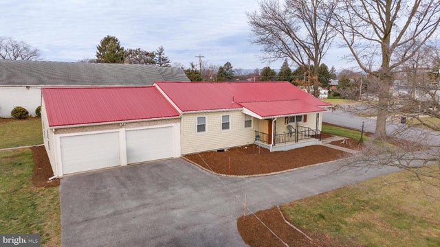 612 Lindia Drive Dr, Chambersburg