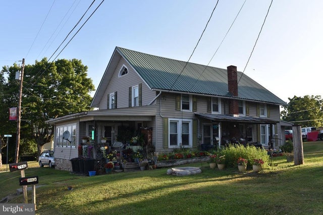 196 Church Street, Hustontown