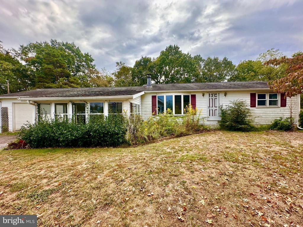 261 Brick Road, MCCONNELLSBURG