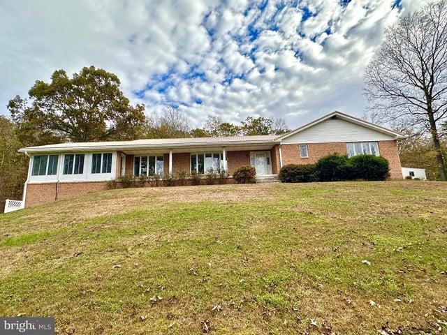 360 Hummingbird Lane, Needmore