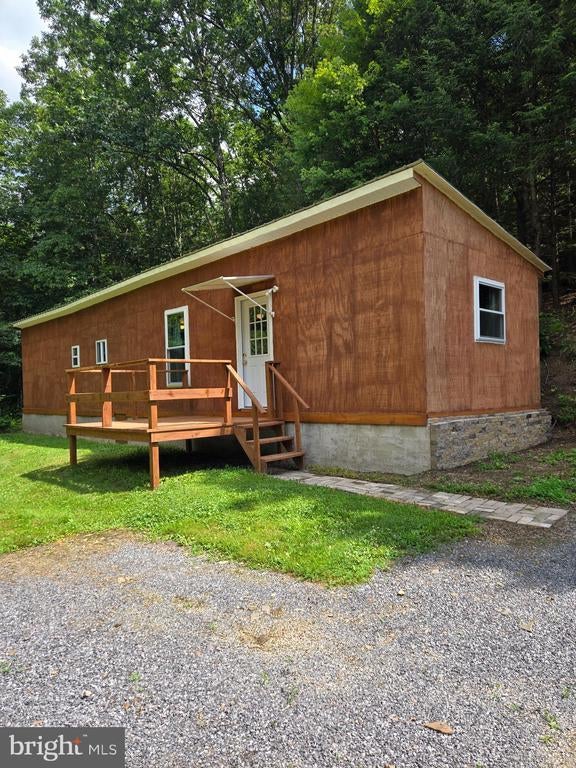 12319 Creek Rd, Shade Gap