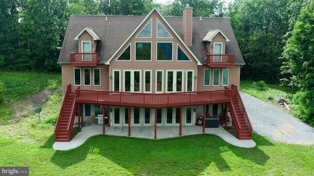 2194 Eagles Roost, James Creek