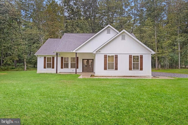 1774 On Point Ln, Warriors Mark