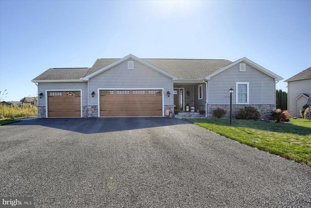 124 Fielders Lane, Mifflintown