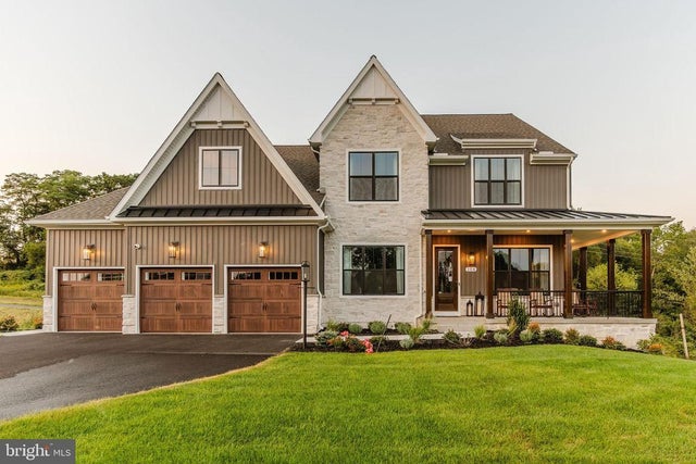 333 Cameron Ln #nottingham, Lititz